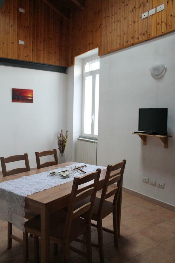 Le Camere Di Aladino Carugate Exterior foto
