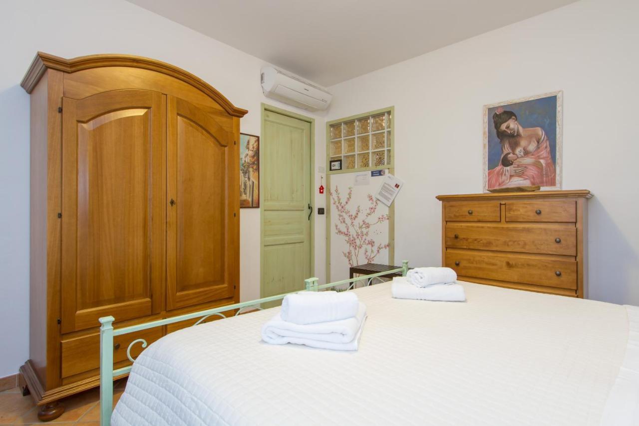 Le Camere Di Aladino Carugate Exterior foto